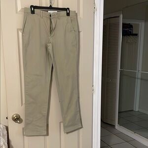 Amazon Essentials Men's Khaki Chinos